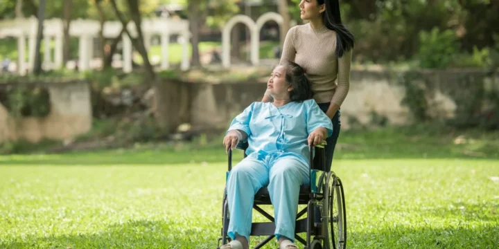 Beyond the “Daughter Default”: How Modern Families Are Redefining Elder Care